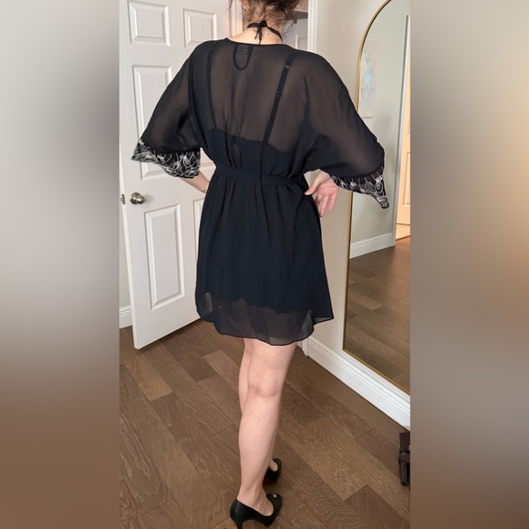 Seductive wear Black Sexy Lace Embroidered Babydoll and Robe Set - Picture 11 of 13